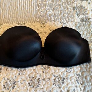 Victoria's Secret Bombshell add-2-cups push-up strapless bra size 36B